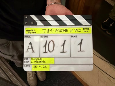 spot TIM - Iphone 17 pro